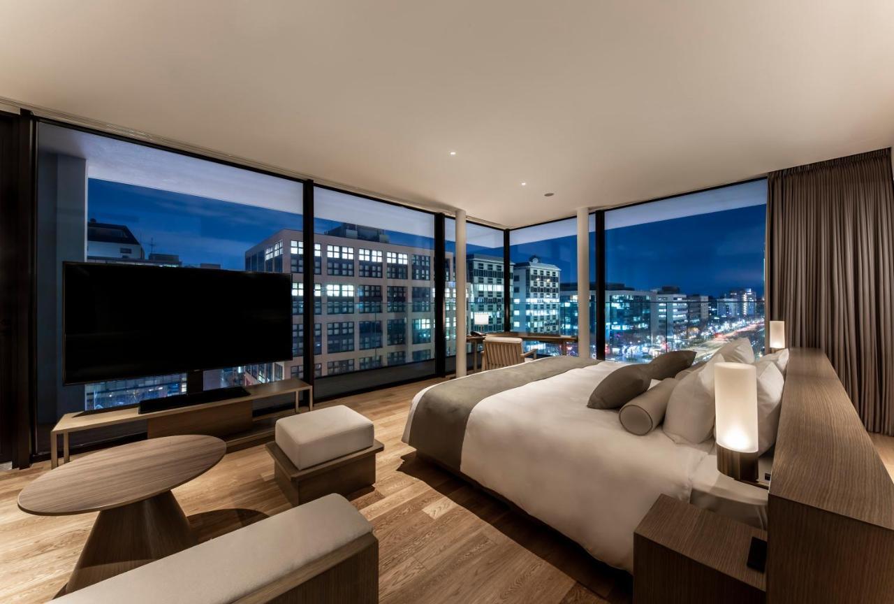 The Royal Park Hotel Iconic Κιότο Εξωτερικό φωτογραφία A bedroom at the hotel