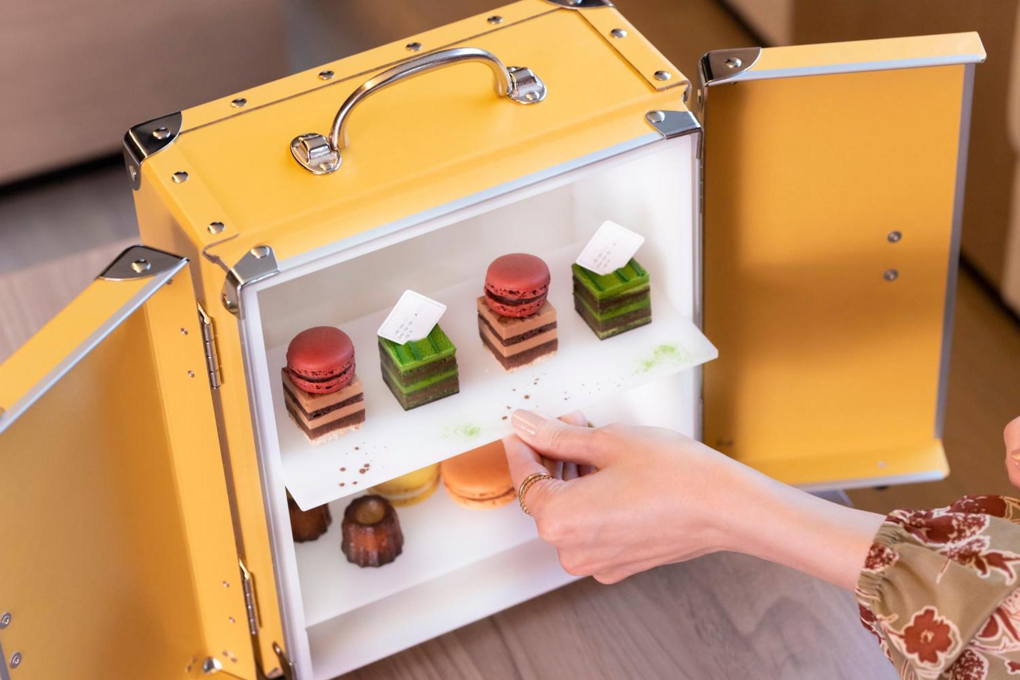 The Royal Park Hotel Iconic Κιότο Εξωτερικό φωτογραφία A food delivery box